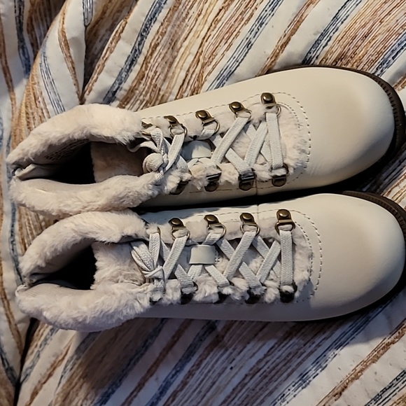 SOLD!!!! - Picture 7 of 11